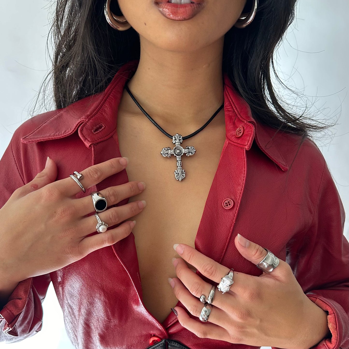 OLIVIA CROSS NECKLACE