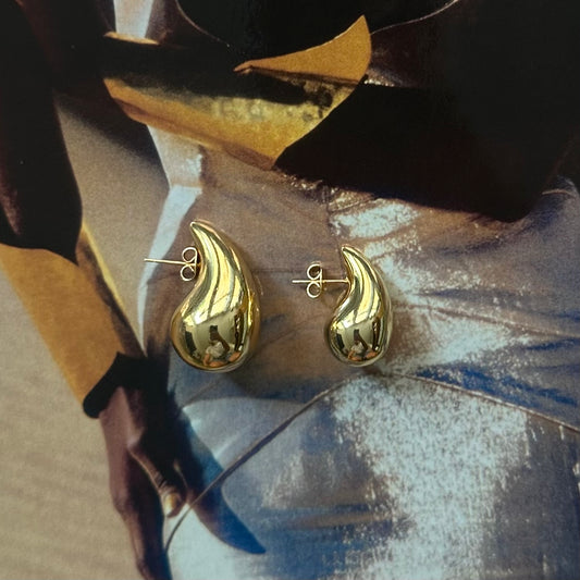 TEARDROP EARRINGS